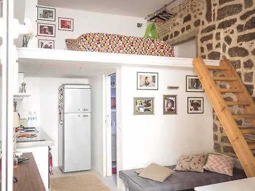 Laroman Home